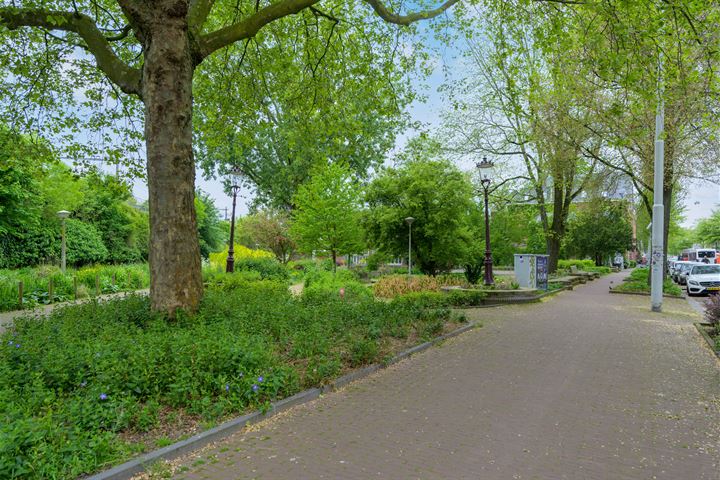 View photo 23 of Spaarndammerstraat 18-F