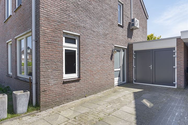 View photo 9 of Mina Krusemanstraat 3