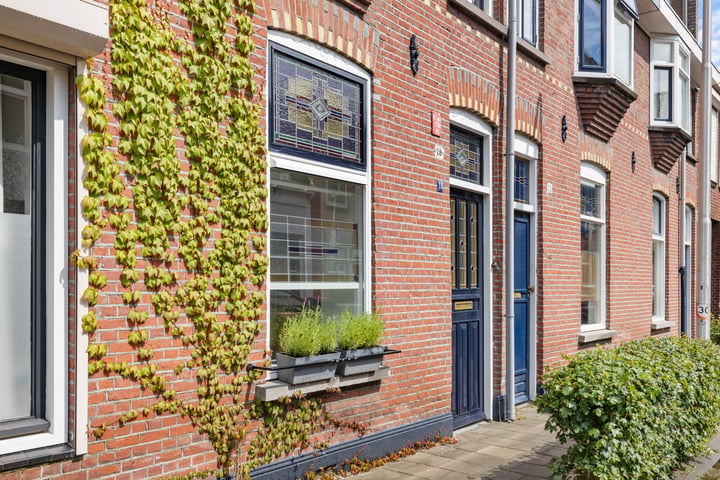 Bekijk foto 4 van Kruisstraat 18