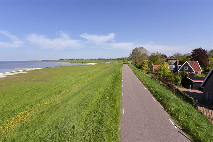 Bekijk foto 50 van Dorpsweg 140-A