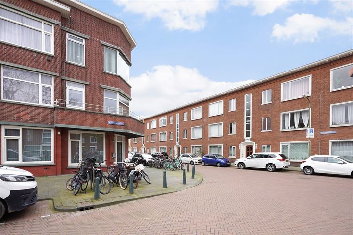 Bekijk foto 32 van Amerongenstraat 124