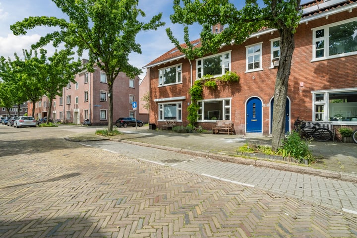 Bekijk foto 2 van Rhijnvis Feithstraat 17