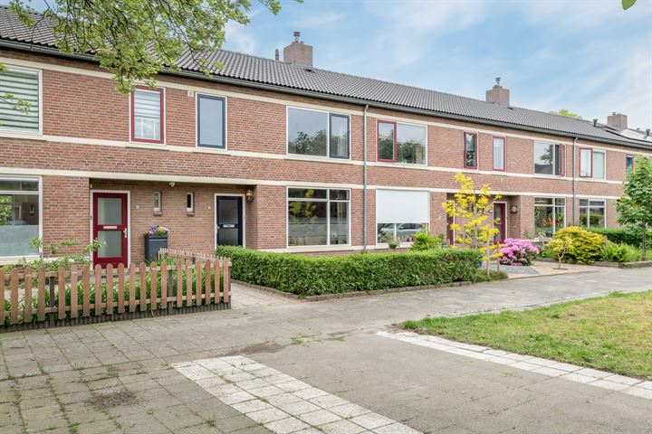 Bekijk foto 37 van Deken de Raetstraat 18