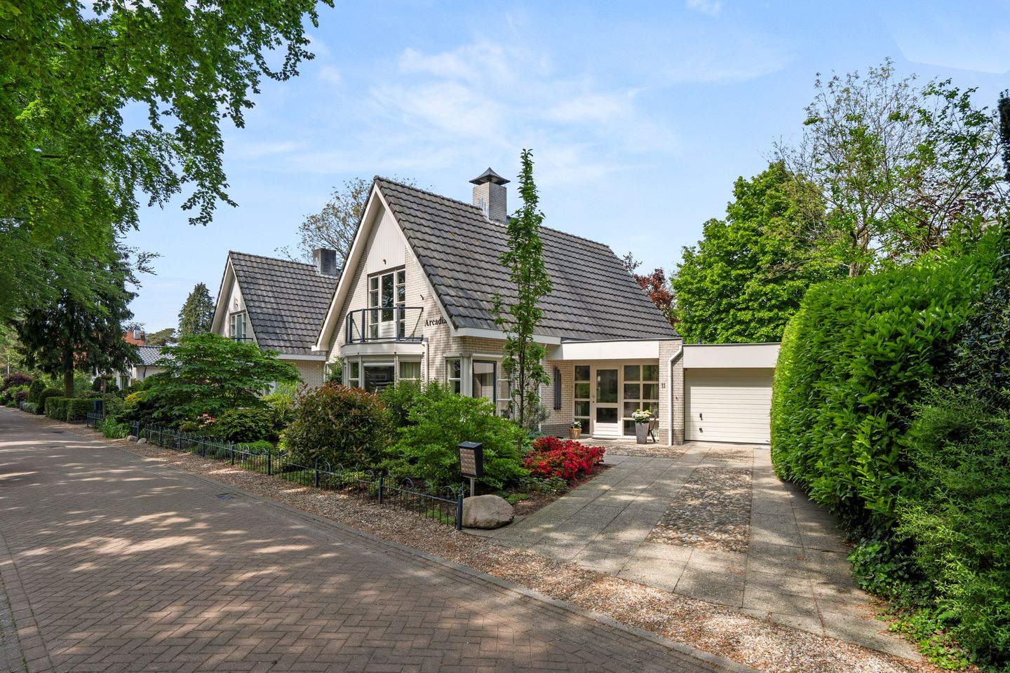 Foto 40 van Hillegondalaan 11