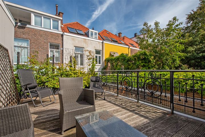 View photo 35 of De Ruijterstraat 33