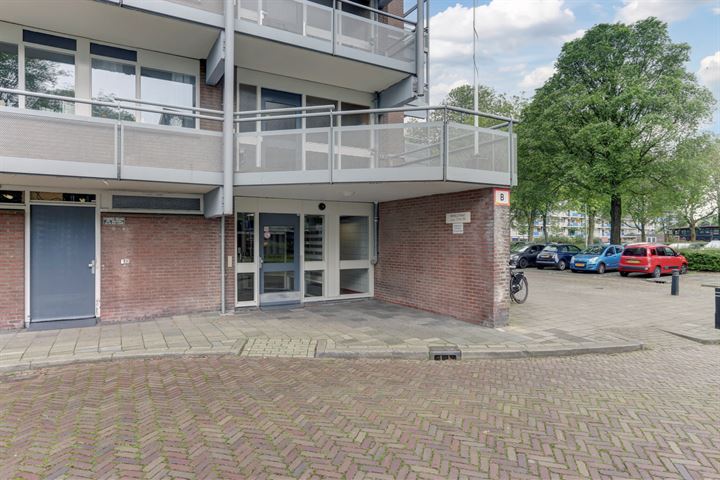 Bekijk foto 4 van Merelstraat 131