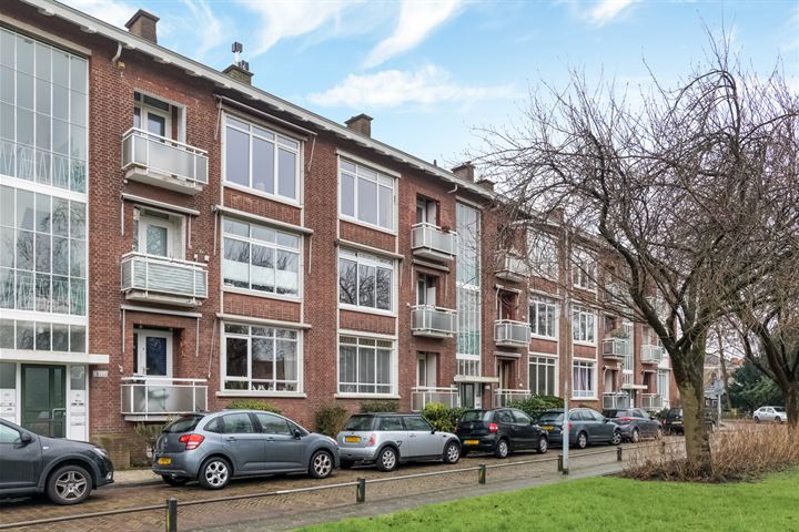 Bekijk foto 36 van Louis Couperusstraat 81