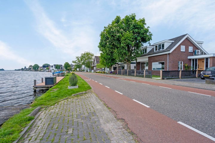 Bekijk foto 2 van Leimuiderdijk 18