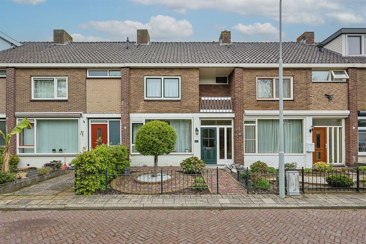 Bekijk foto 1 van Rijnstraat 10