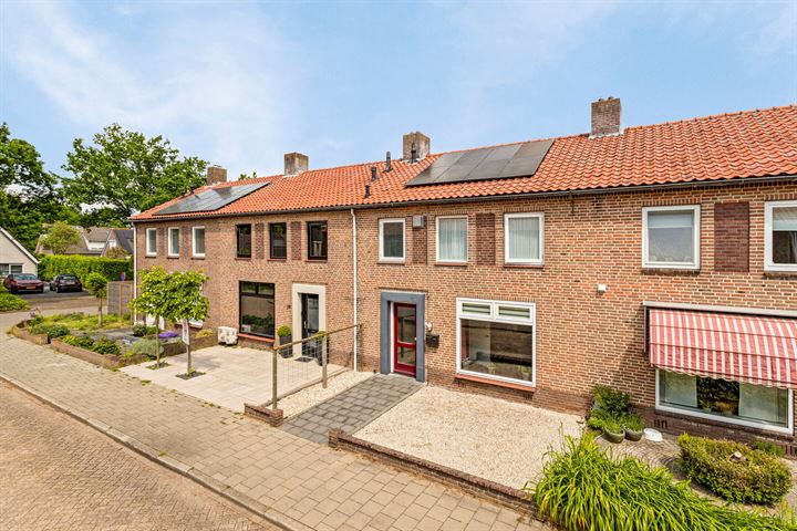 View photo 8 of Braillestraat 27