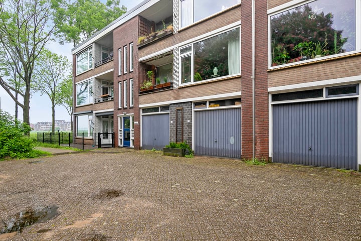 Bekijk foto 2 van Thorbeckestraat 404