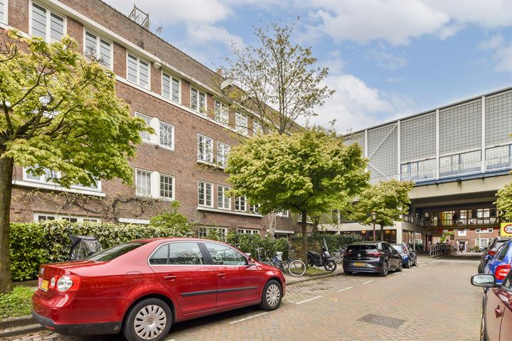 Bekijk foto 18 van Danie Theronstraat 12-B