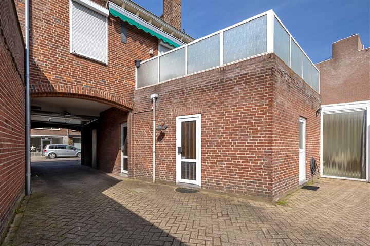 Bekijk foto 40 van Patersstraat 23