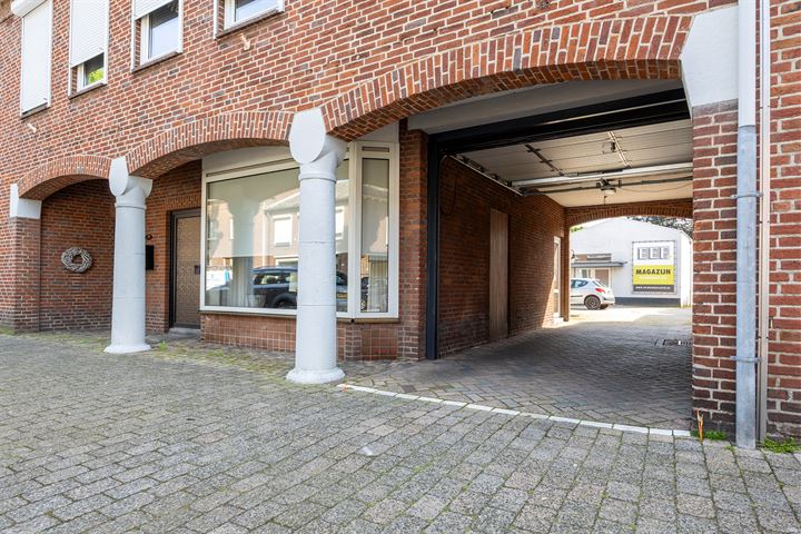 View photo 43 of Patersstraat 23