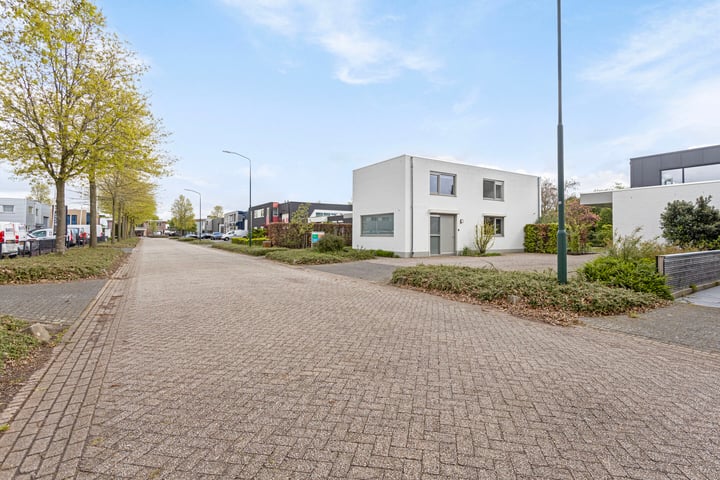 Spegelt 92, Nuenen