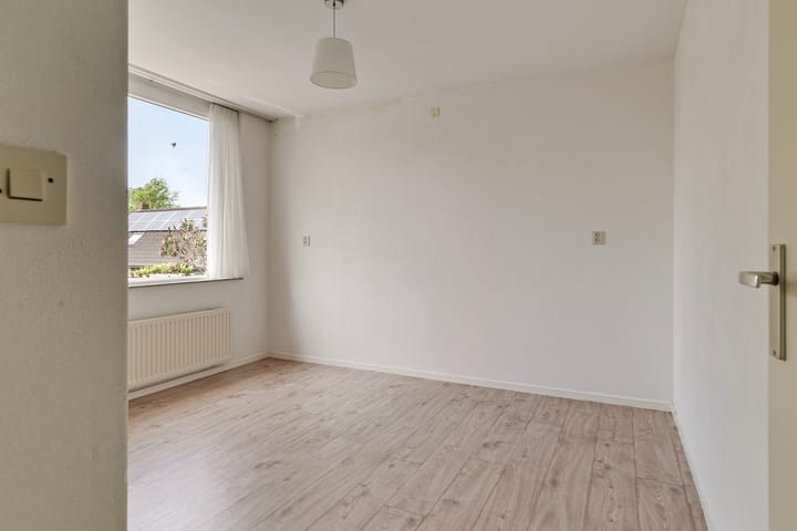 Foto 10 van Leliestraat 1