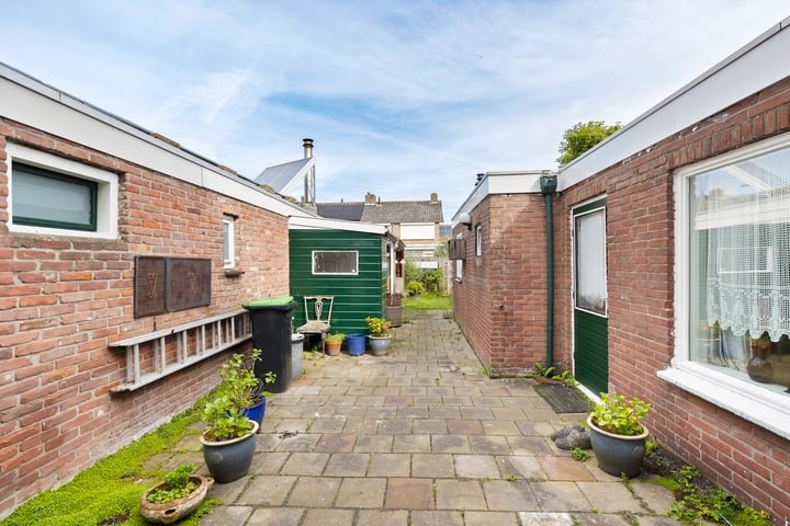 View photo 12 of Dijkstraat 14