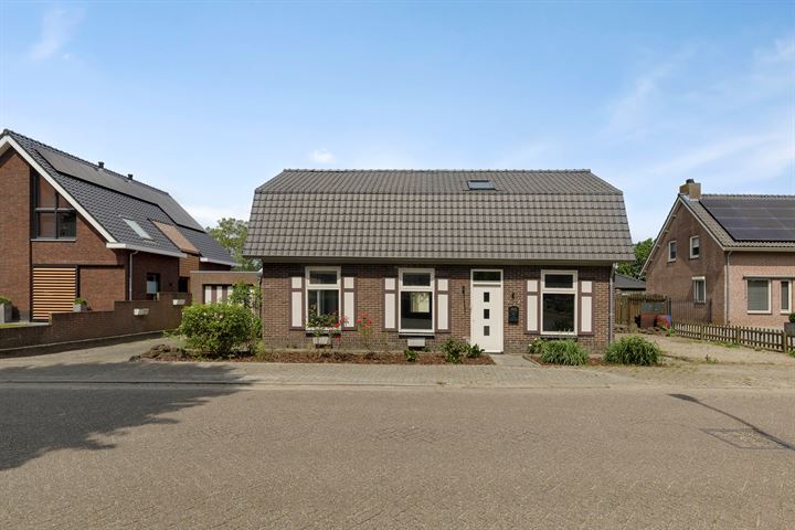 View photo 32 of Kruisstraat 46