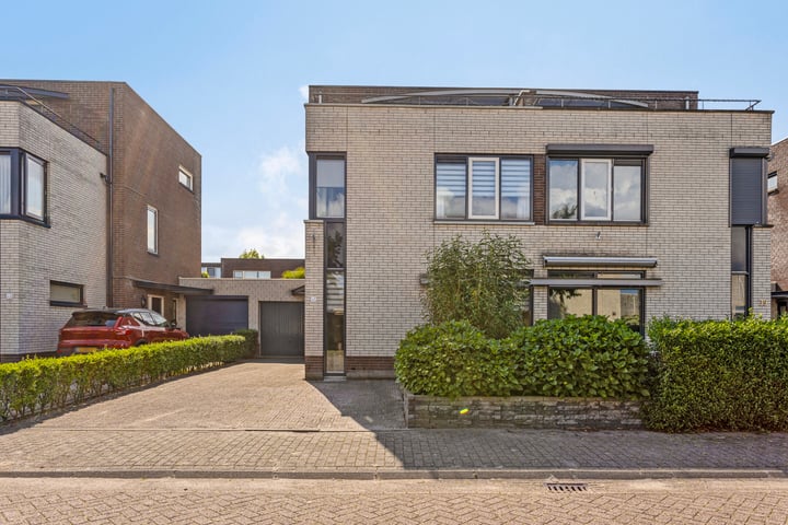 Bekijk foto 1 van Sas van Gentstraat 41