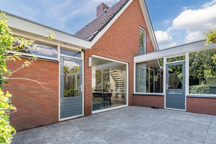 Bekijk foto 44 van Beethovenlaan 29