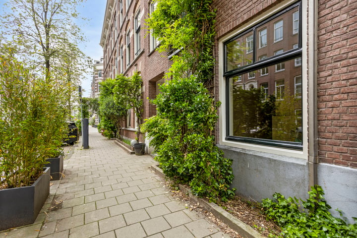 Bekijk foto 42 van Blasiusstraat 37-H