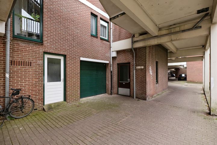 Bekijk foto 31 van Winkelwaard 91