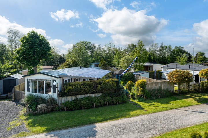 Photo 1 of Yn 'e Lijte 1-75