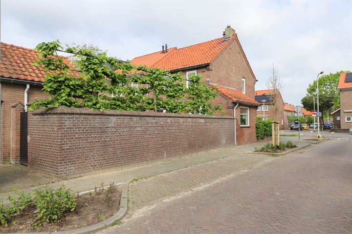 View photo 43 of Klaverstraat 29