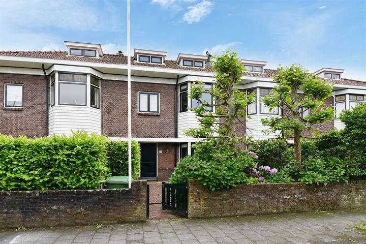 Bekijk foto 1 van Van Hoeylaan 21