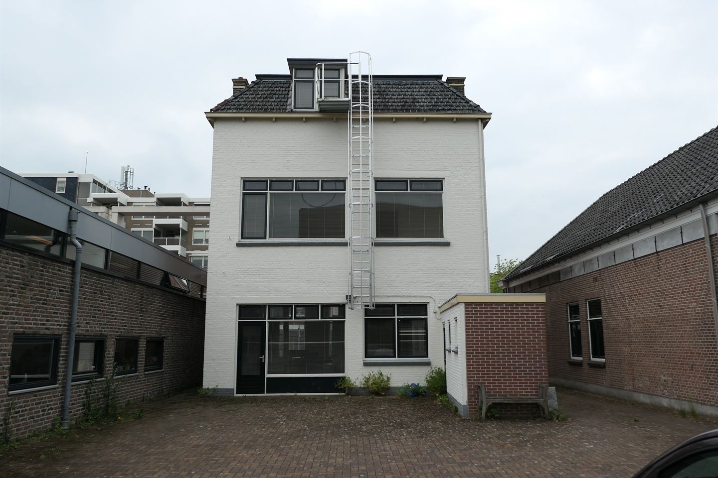 View photo 3 of Hoofdstraat 15