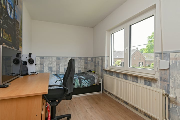 View photo 17 of Veldstraat 44