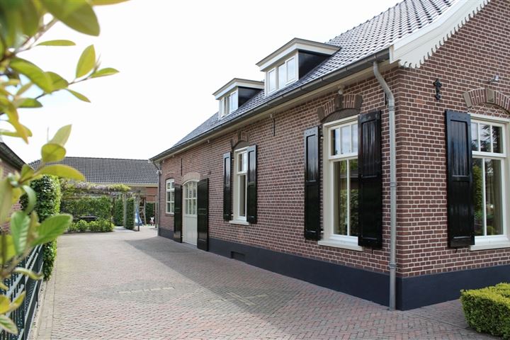 Bekijk foto 44 van Hamsestraat 3