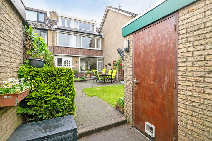 View photo 43 of Plevierstraat 10