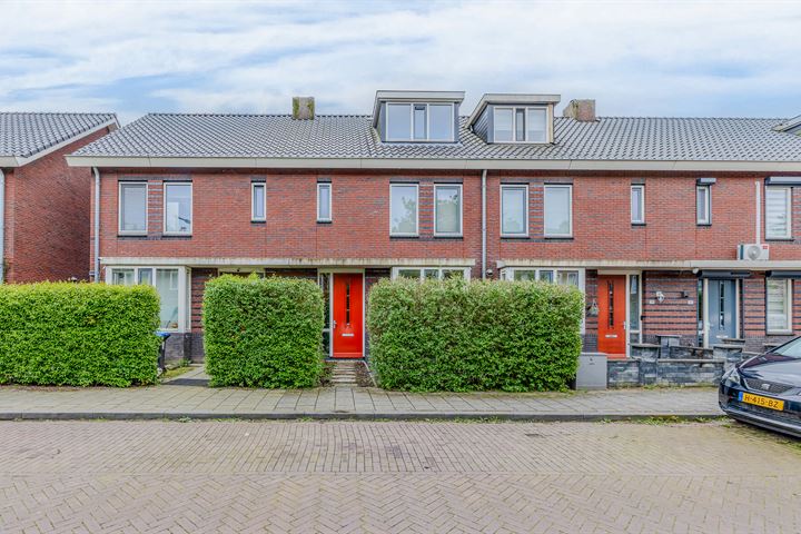 Bekijk foto 40 van Pinksterbloemstraat 37