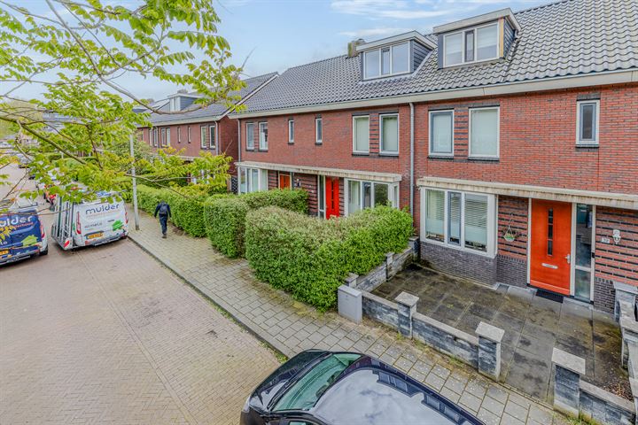 Bekijk foto 41 van Pinksterbloemstraat 37