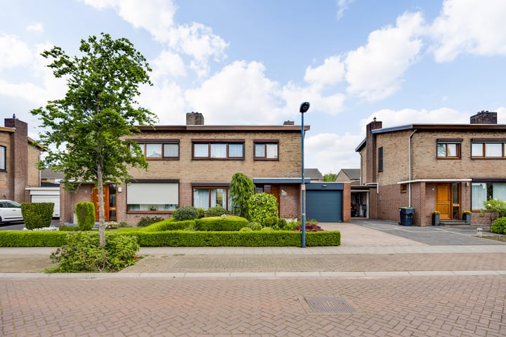 Bekijk foto 2 van Jozefstraat 13