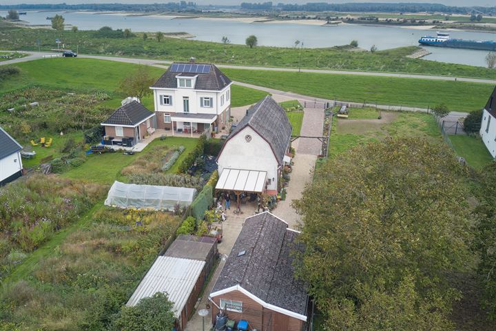 Bekijk foto 40 van Rijndijk 40