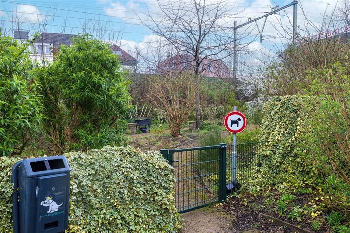 Bekijk foto 38 van Oude Klarendalseweg 9