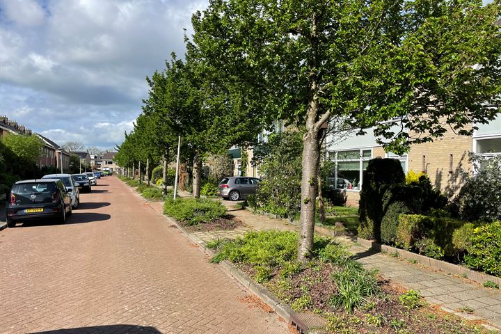 Bekijk foto 3 van Kamerlingh Onneslaan 23