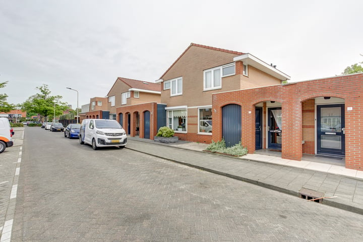 Bekijk foto 5 van Graaf Lodewijkstraat 9