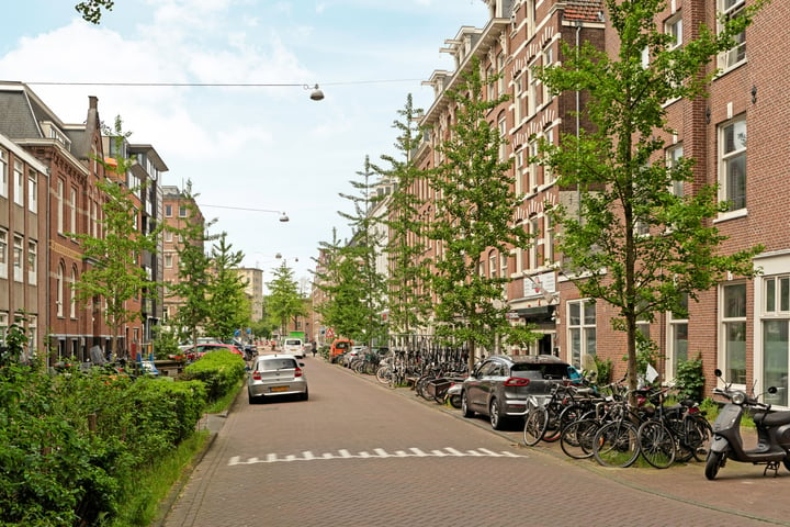 View photo 21 of Derde Hugo de Grootstraat 4-3