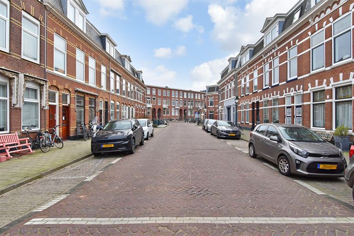 View photo 7 of Maaswijkstraat 75