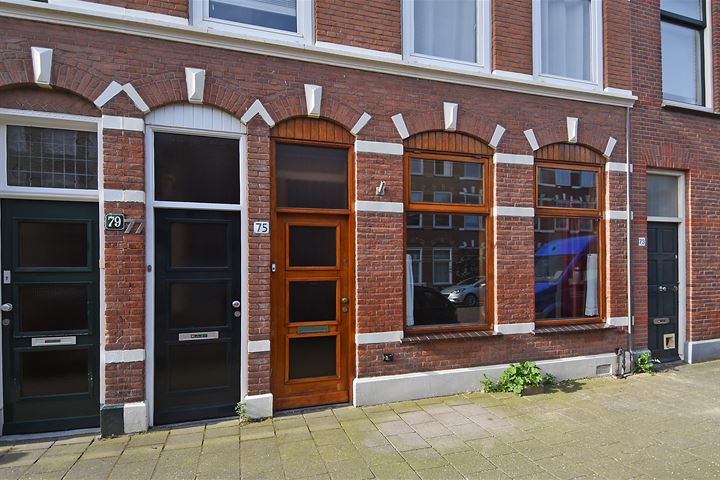 View photo 8 of Maaswijkstraat 75