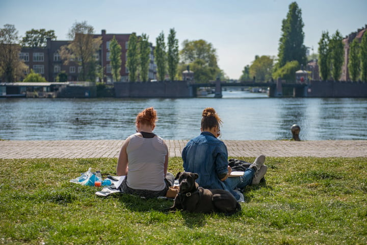 Bekijk foto 33 van Amstelkade 94