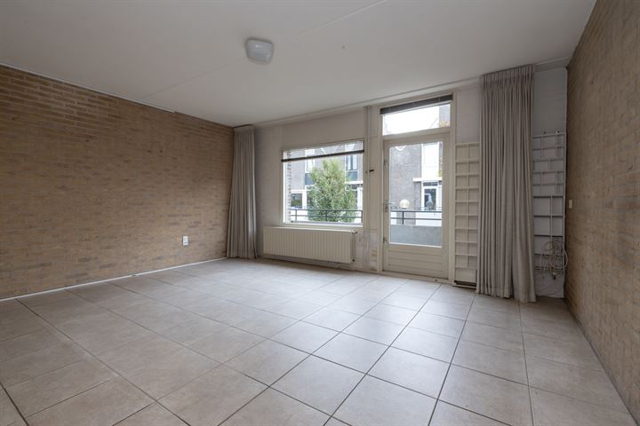 View photo 10 of Kloosterstraat 28