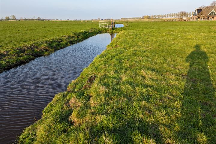 Bekijk foto 26 van Oostmijzerdijk 11