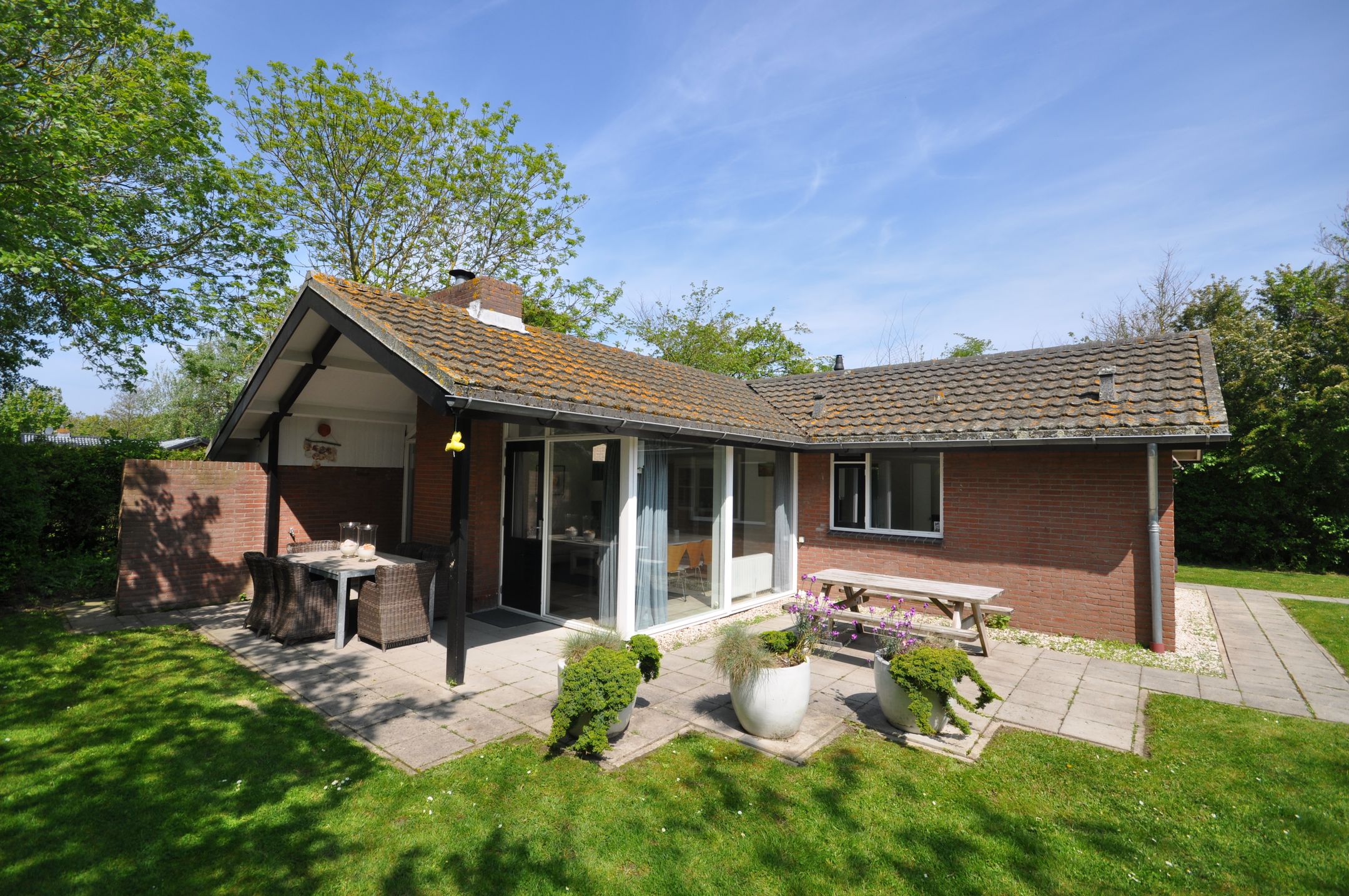 Photo 24 of Branding 8