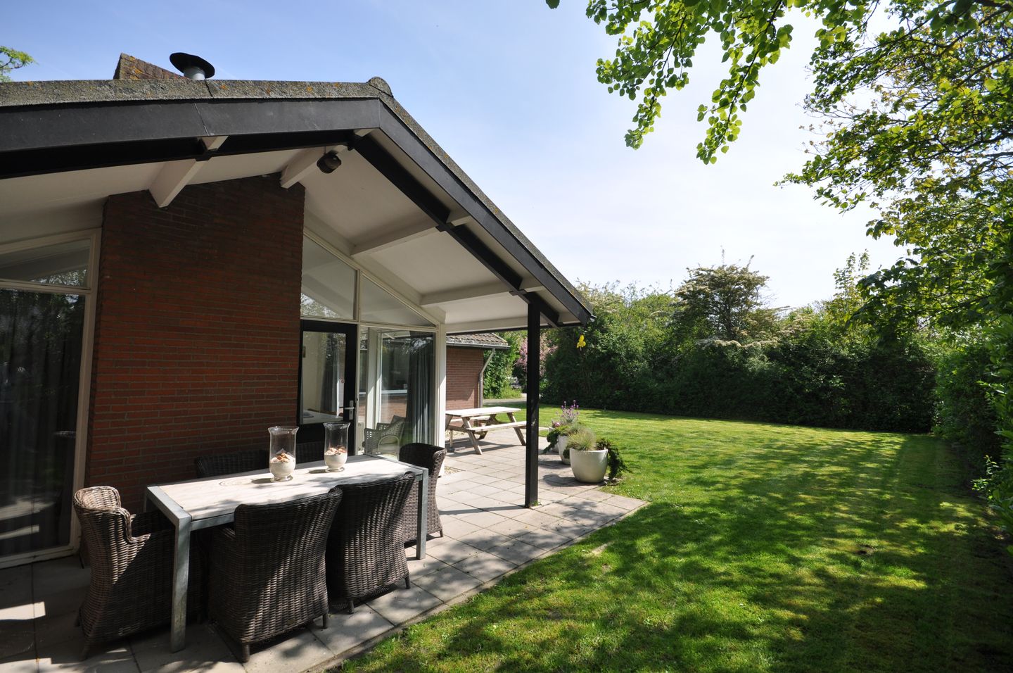 Photo 25 of Branding 8