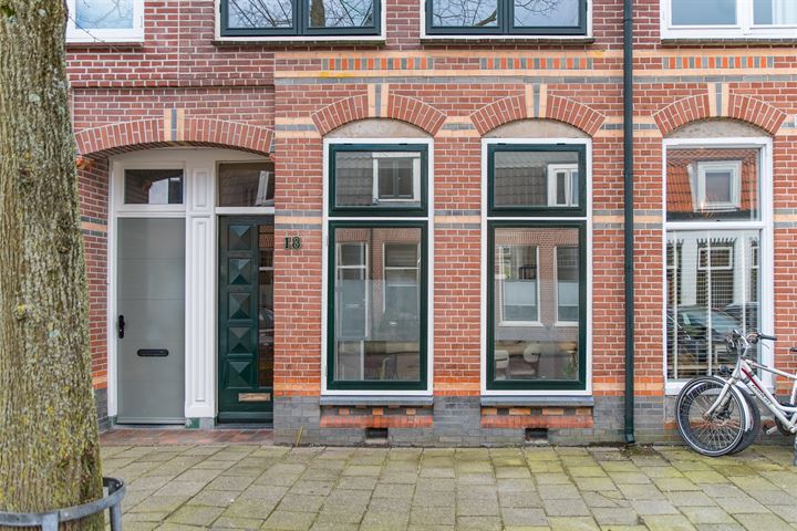 Bekijk foto 6 van Dr. Leijdsstraat 18