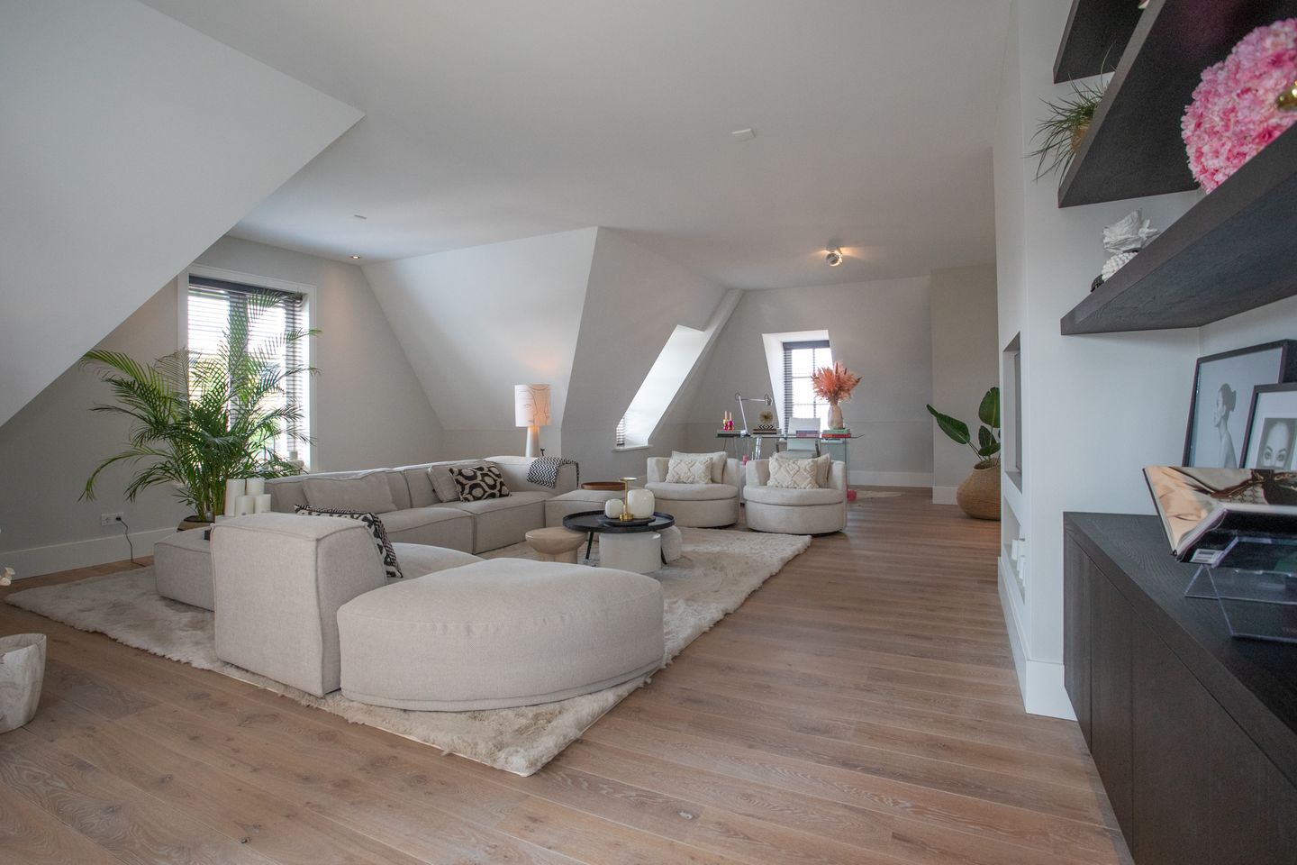 Foto 20 van Dorpsstraat 141-B